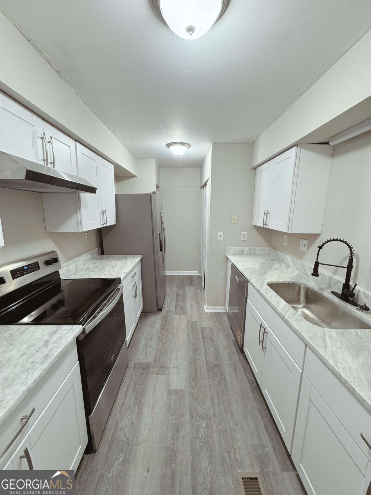 2525 Terrace Trail
