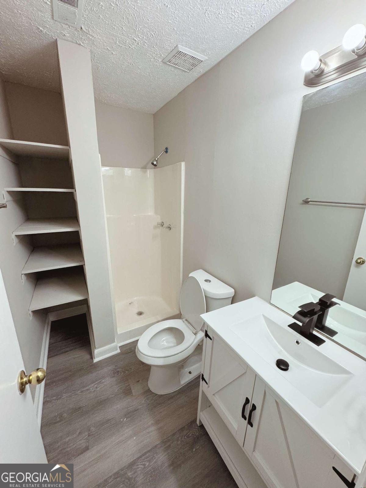 2525 Terrace Trail