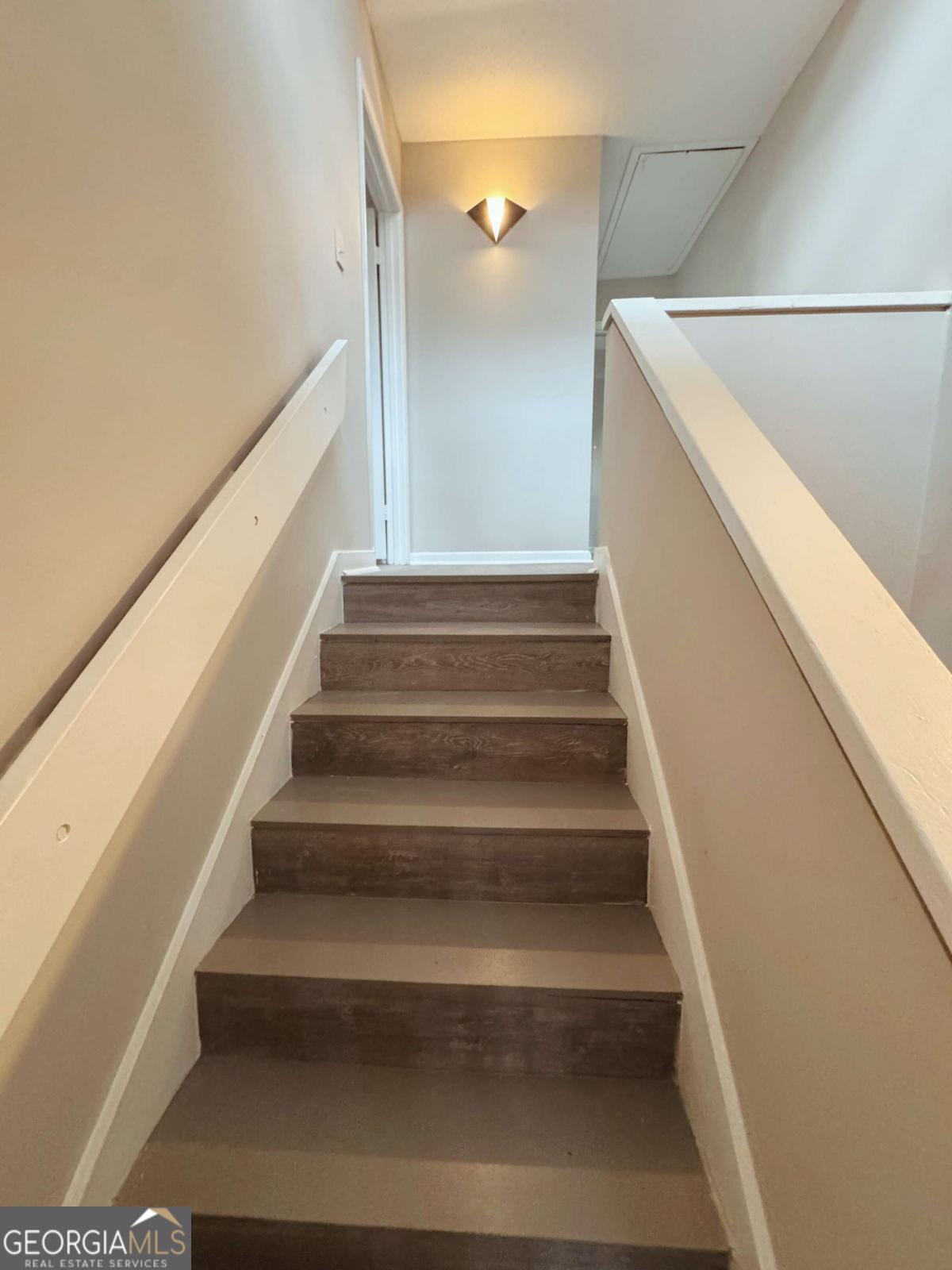 2525 Terrace Trail