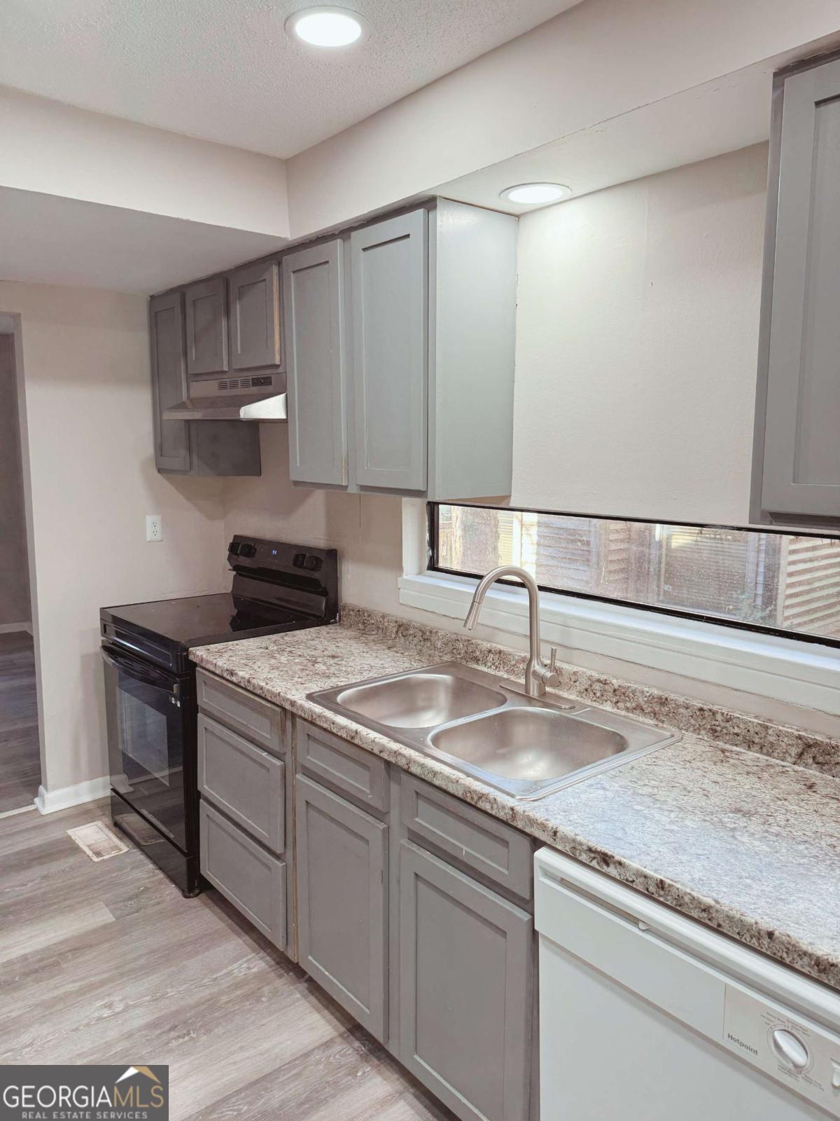 2553 Terrace Trail