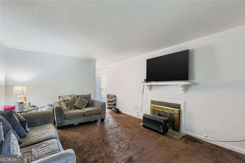 2 Willowick Drive