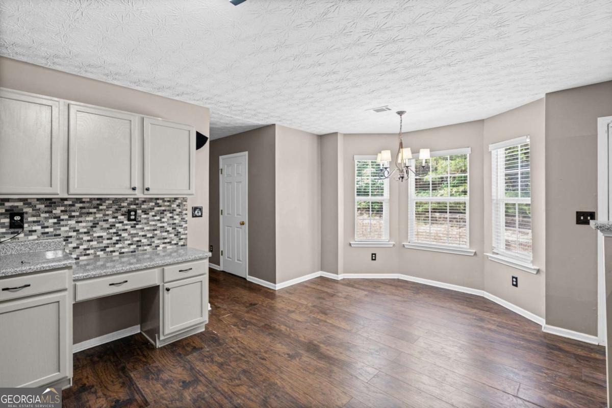 3865 Crescent Walk Lane