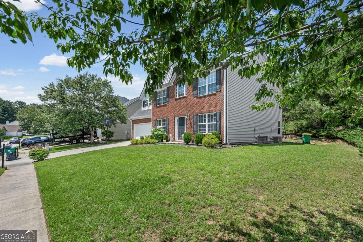 3865 Crescent Walk Lane