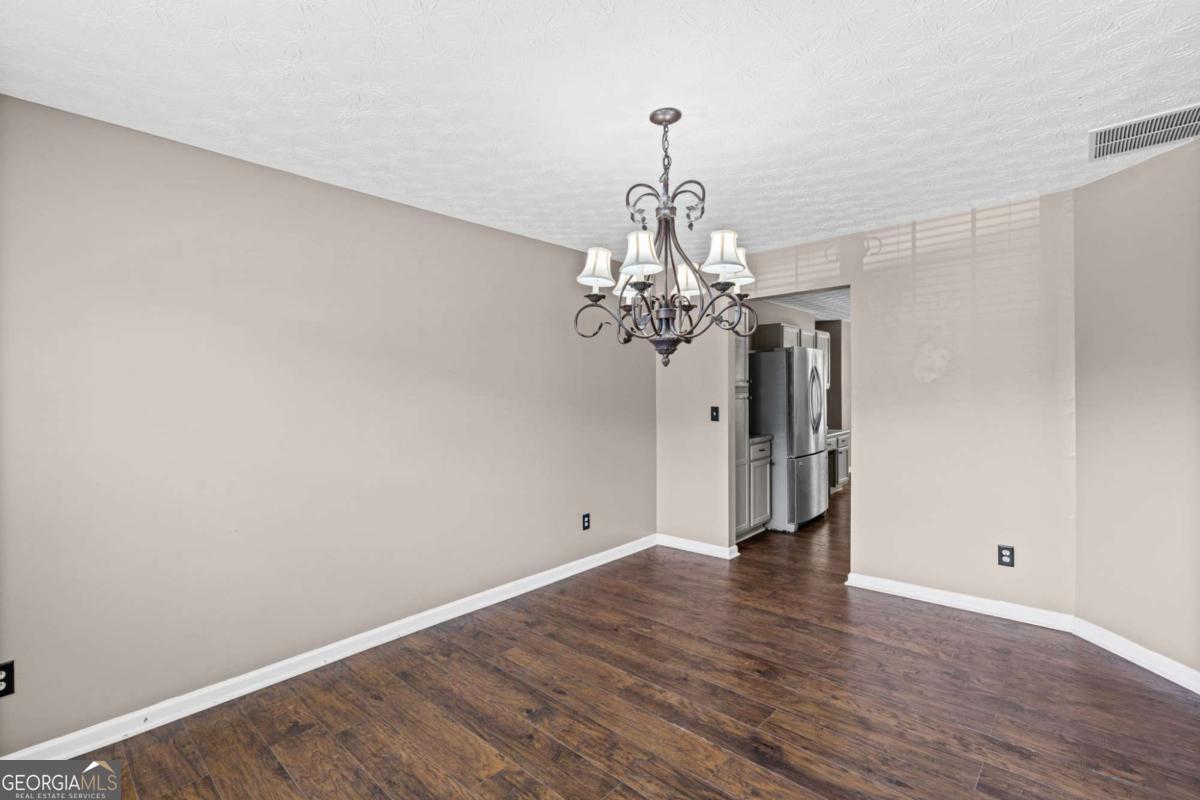 3865 Crescent Walk Lane