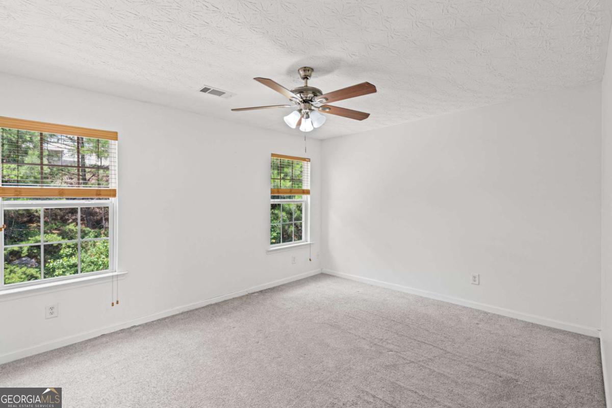 3865 Crescent Walk Lane