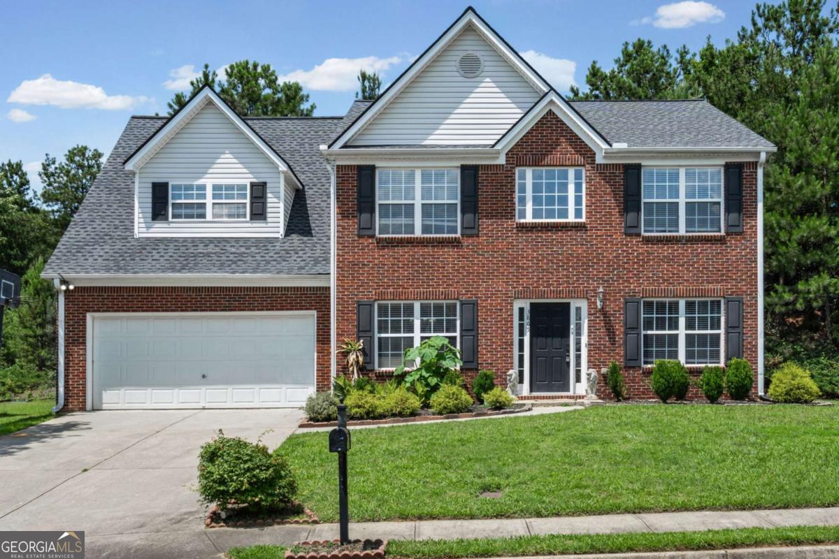 3865 Crescent Walk Lane