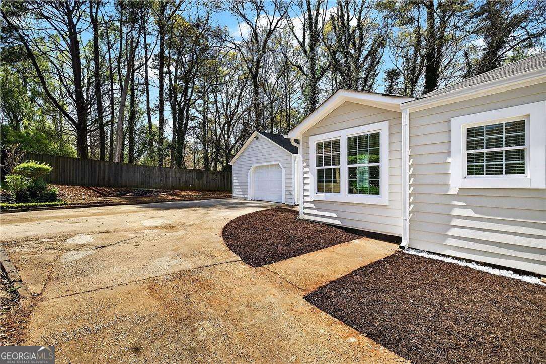 955 Columbia Drive