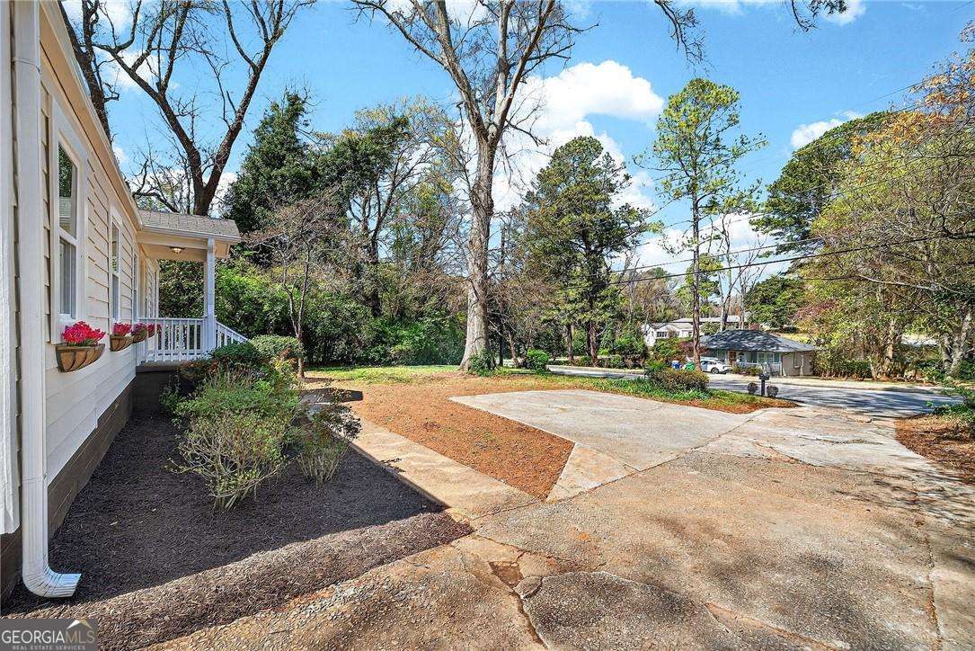 955 Columbia Drive