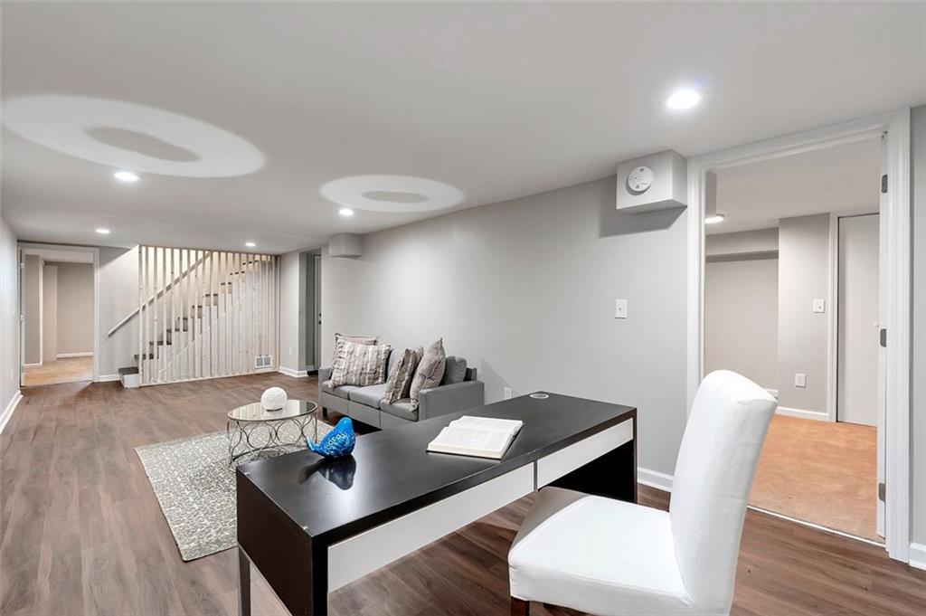 262 CHURCH Road SW