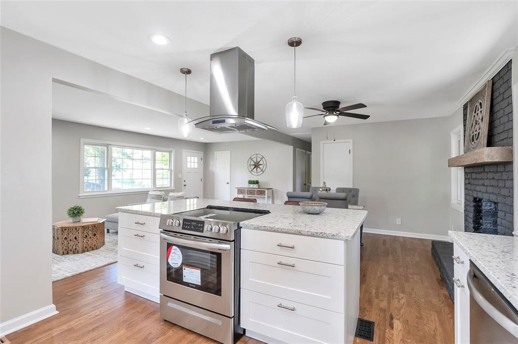 262 CHURCH Road SW