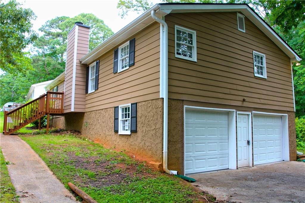 3906 Willowbrook Drive