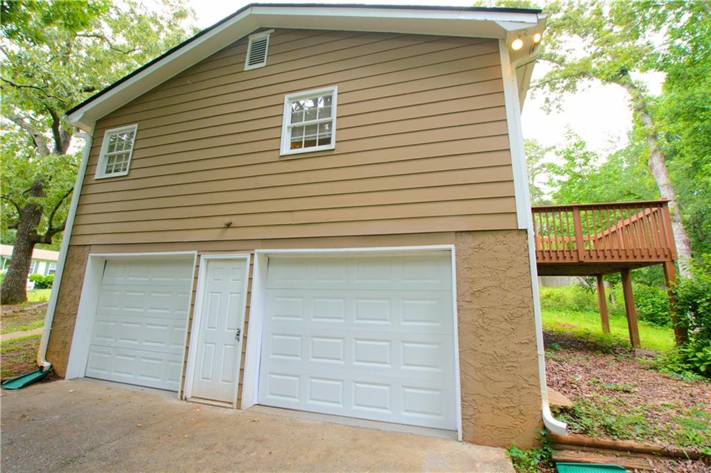 3906 Willowbrook Drive