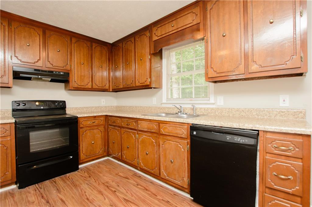 3906 Willowbrook Drive