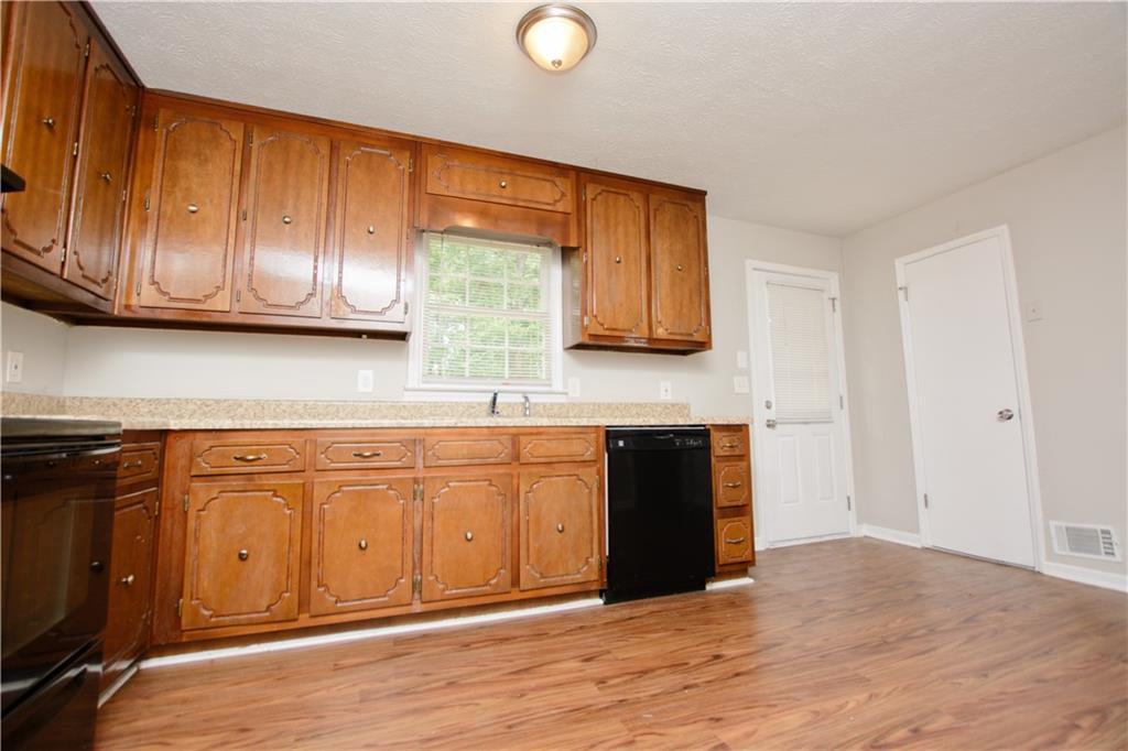 3906 Willowbrook Drive