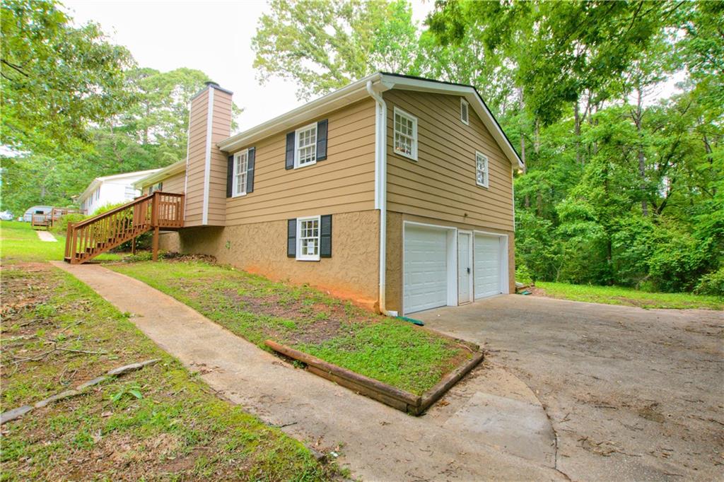 3906 Willowbrook Drive