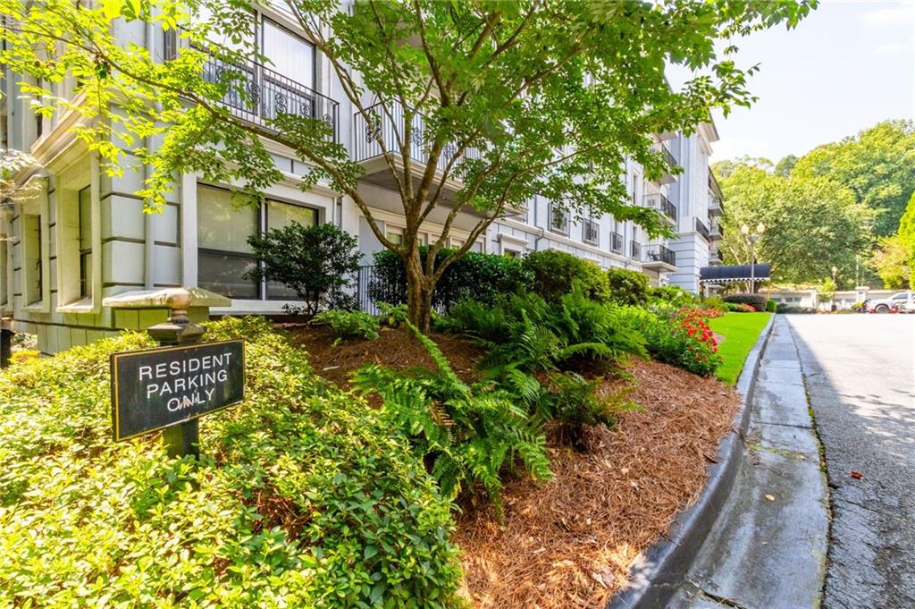 3203 Lenox Road NE Unit 8