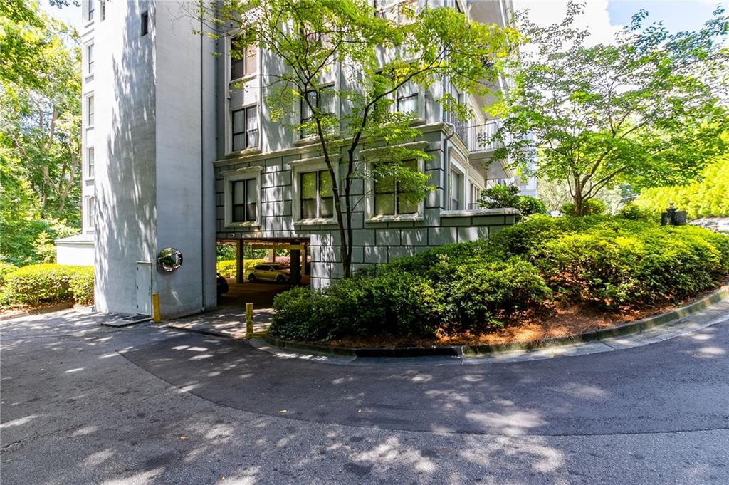 3203 Lenox Road NE Unit 8