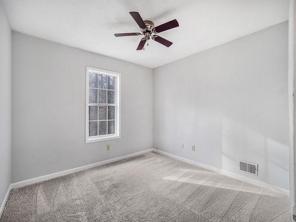 4435 Coopers Creek Drive SE