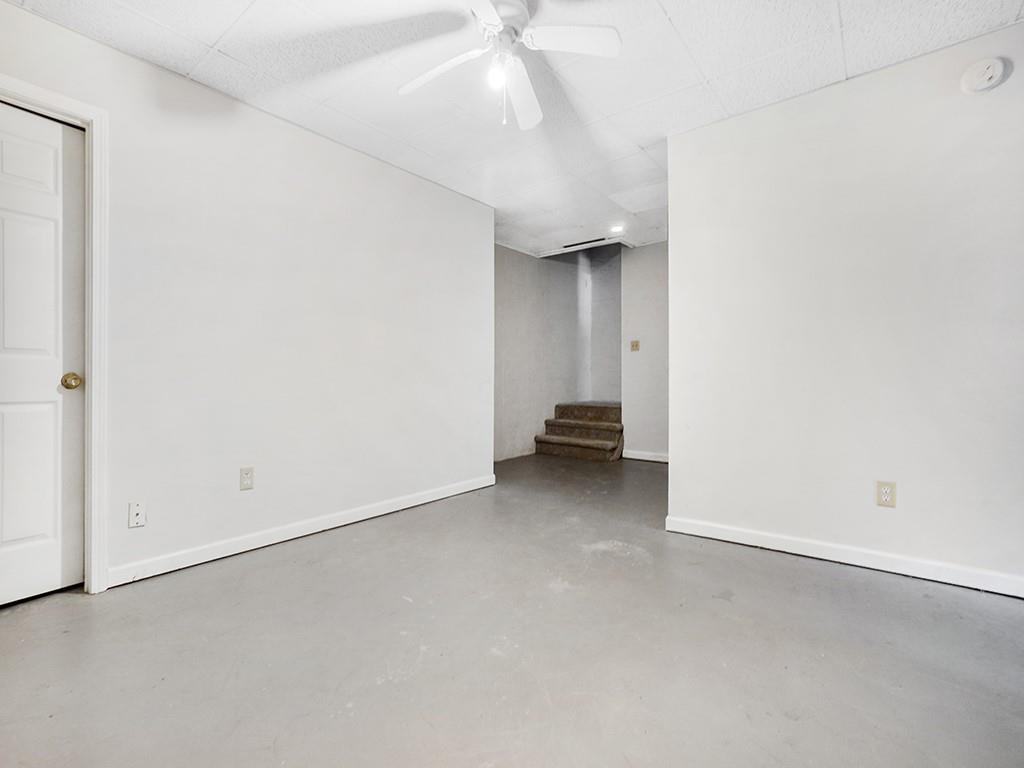 4435 Coopers Creek Drive SE