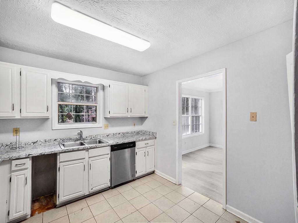 4435 Coopers Creek Drive SE