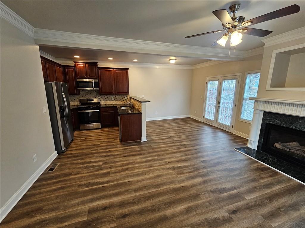 4220 Notting Hill Drive SW