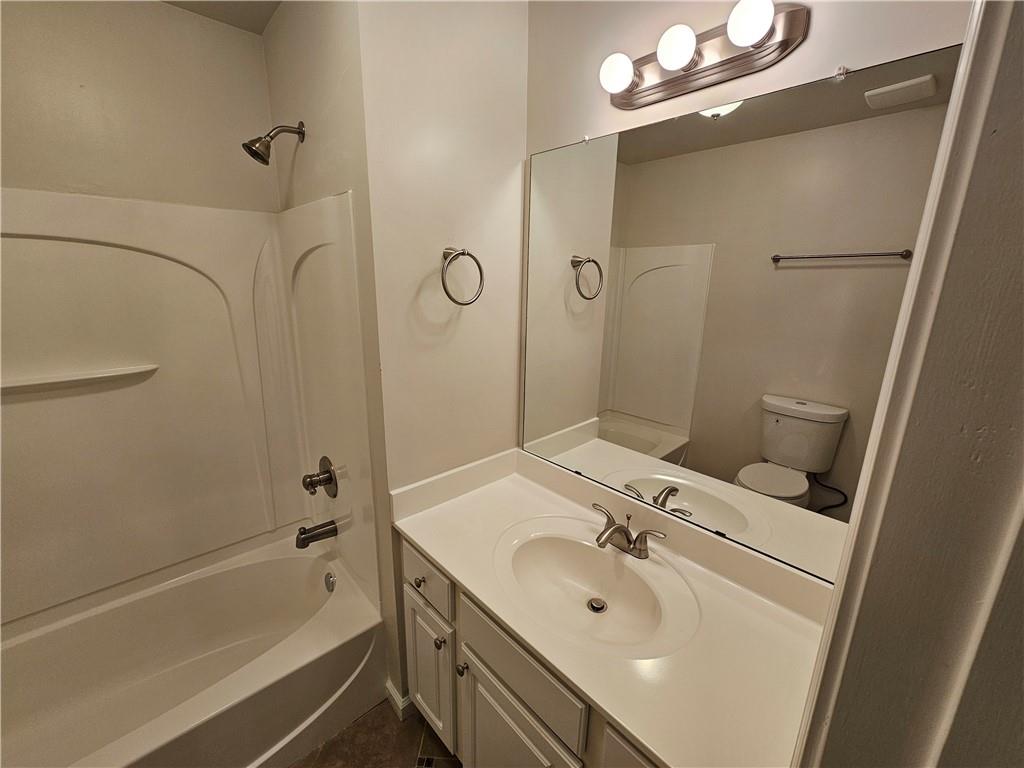 4220 Notting Hill Drive SW