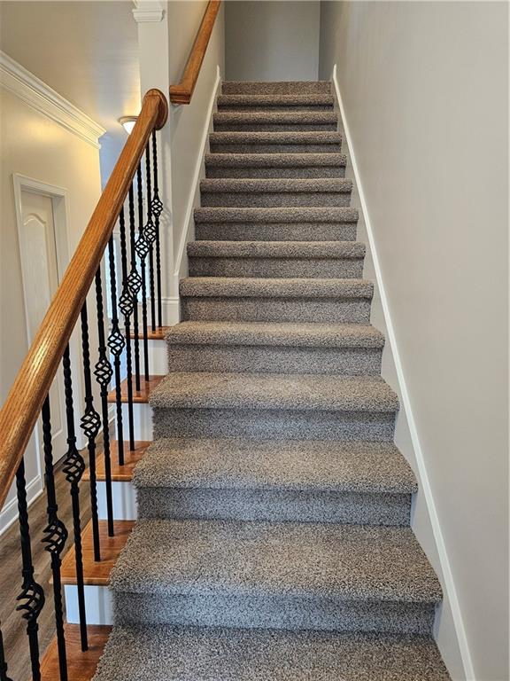 4220 Notting Hill Drive SW