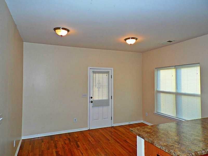 207 Brownlee Road SW