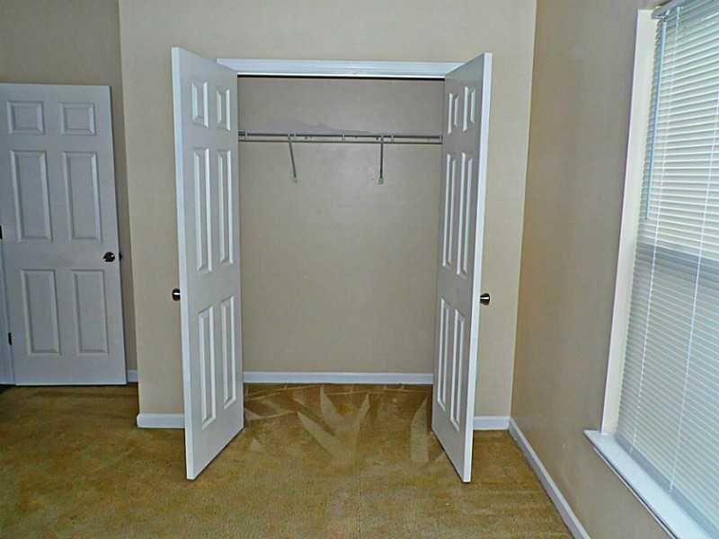 207 Brownlee Road SW