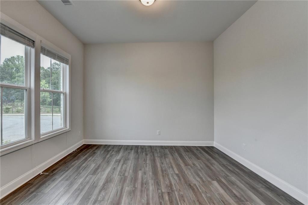 2505 Whistler Way NE