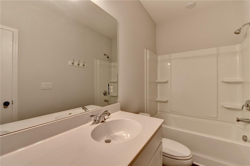 2505 Whistler Way NE