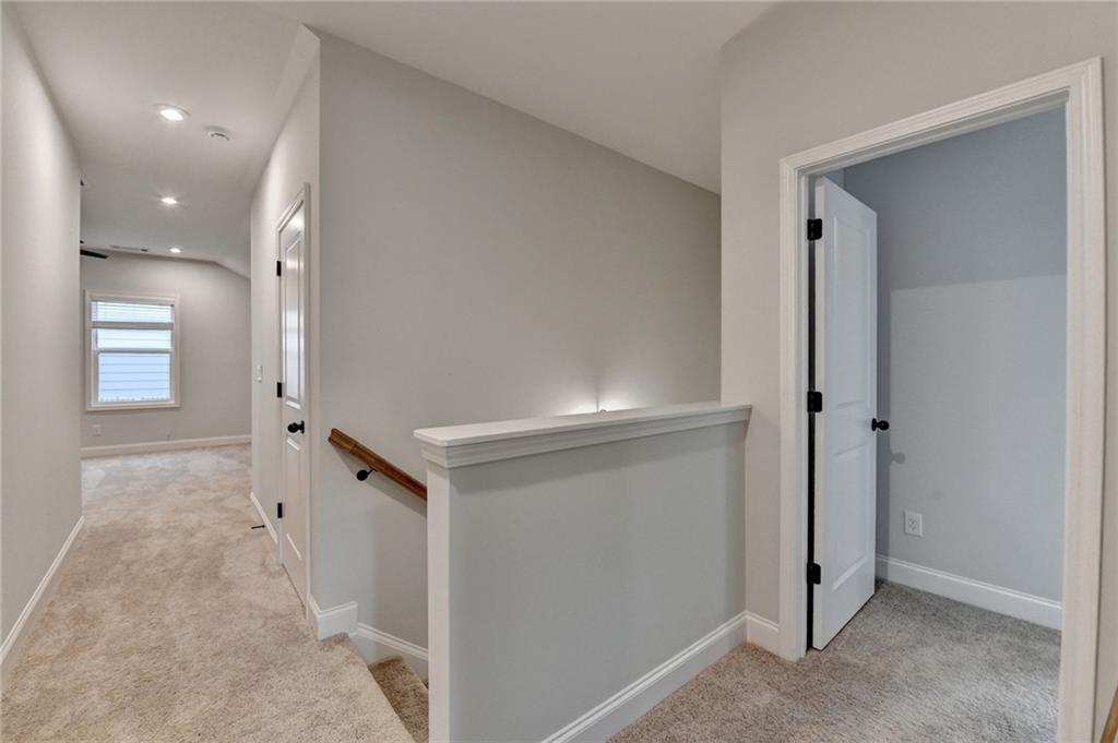 2505 Whistler Way NE