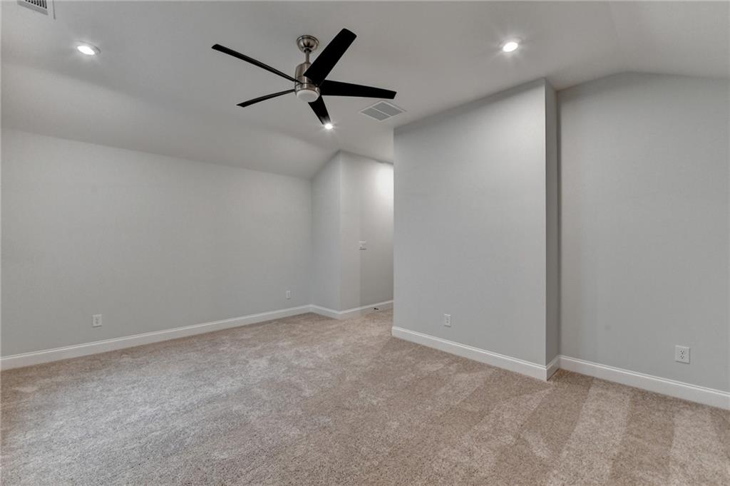 2505 Whistler Way NE