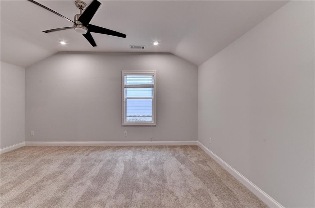 2505 Whistler Way NE