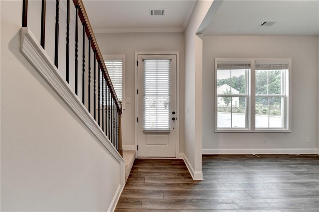 2505 Whistler Way NE