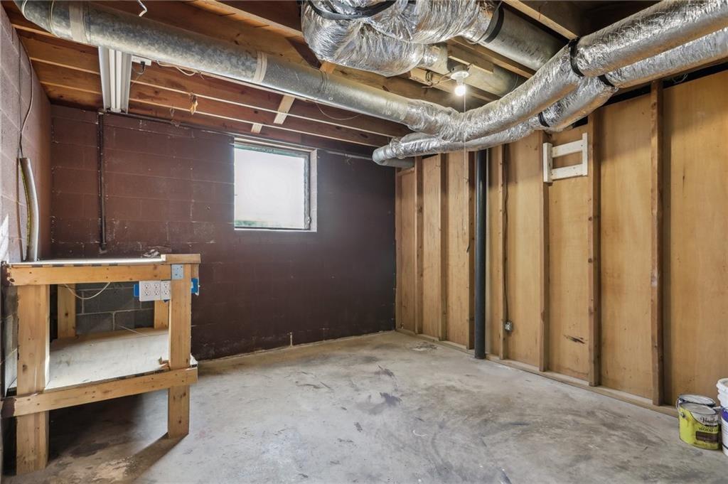 1120 Starline Drive SE