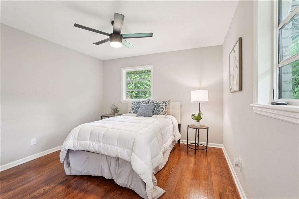 1120 Starline Drive SE