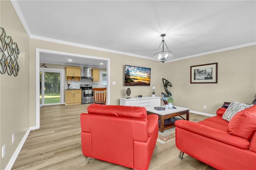 288 Valerie Circle