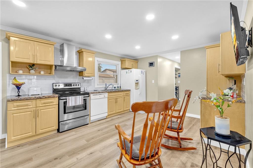 288 Valerie Circle