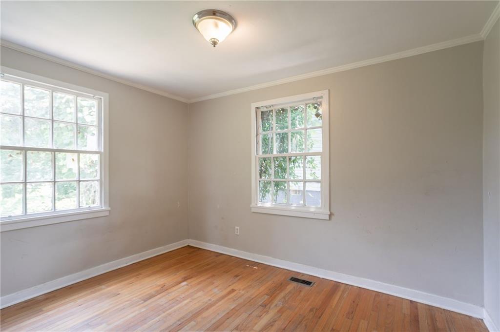 1310 Kenilworth Drive SW