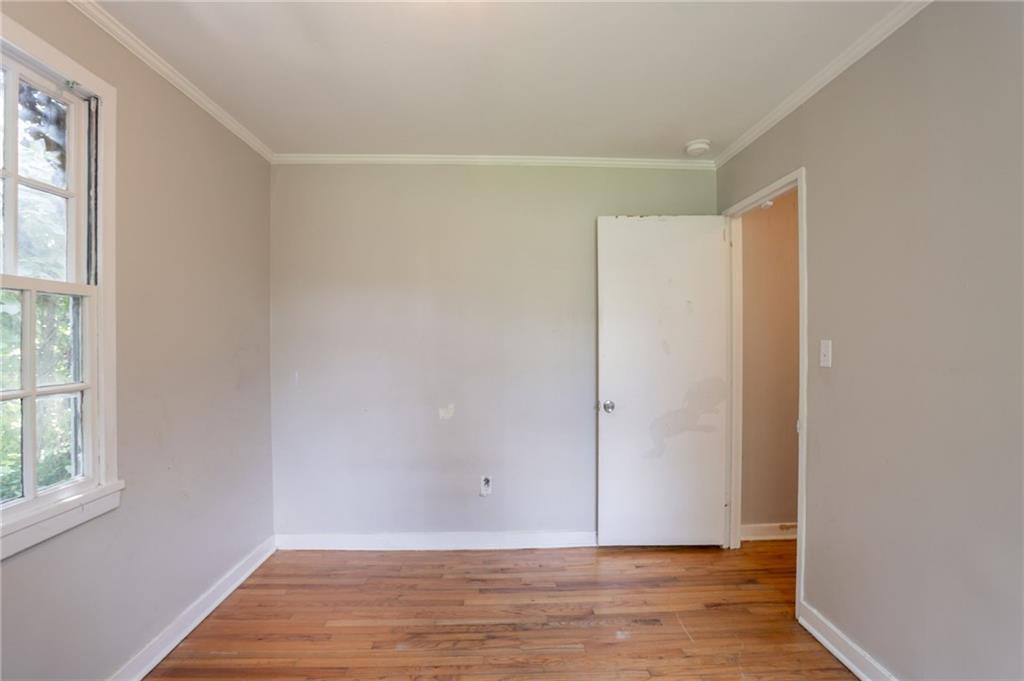 1310 Kenilworth Drive SW