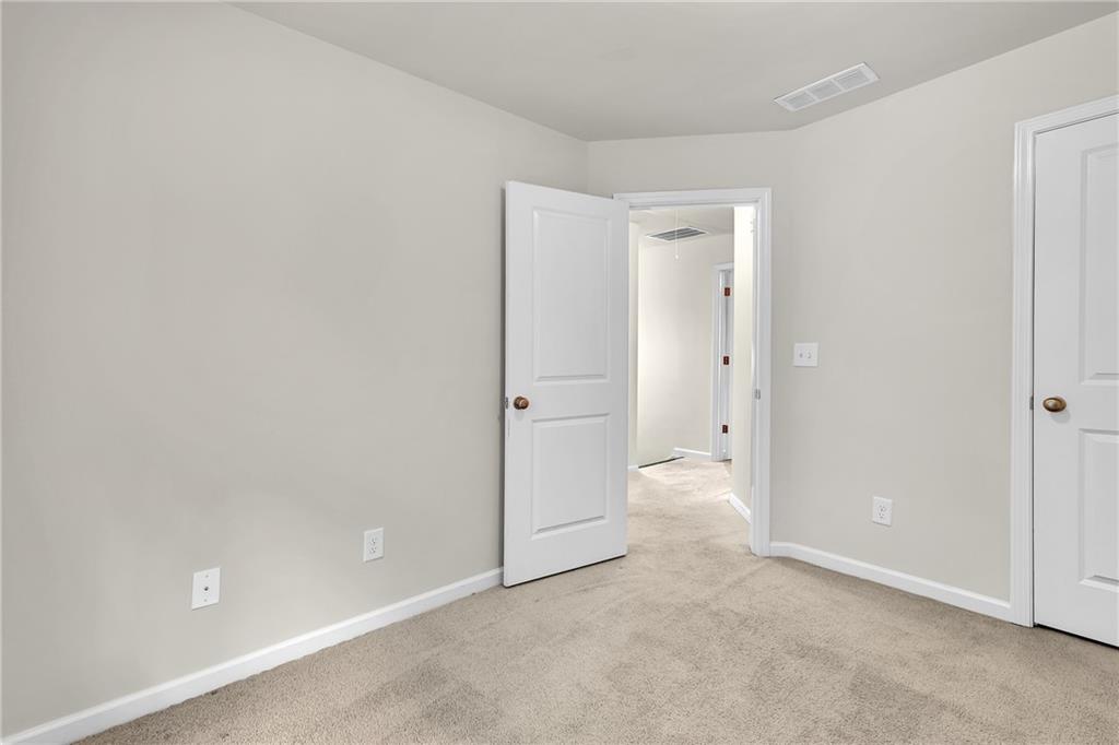 893 Society Circle SW