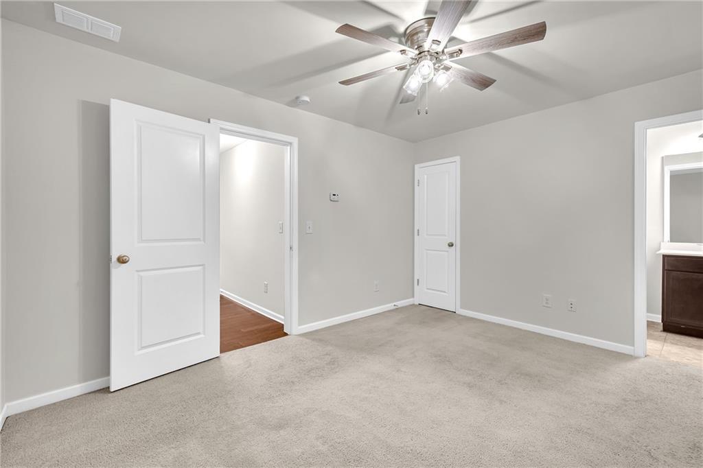 893 Society Circle SW