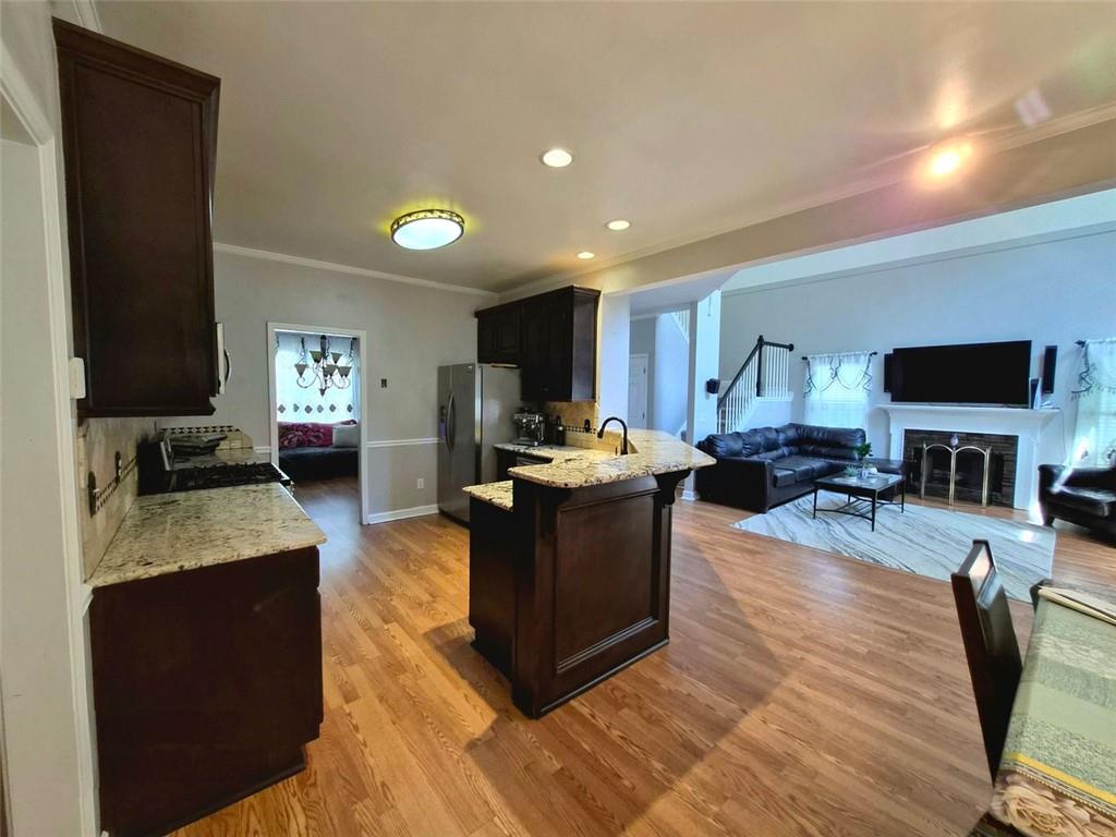 1896 LAKE RIDGE Terrace