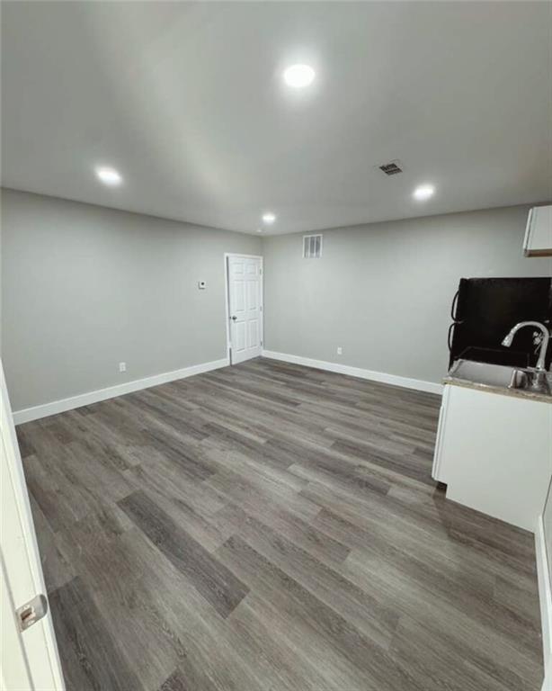 555 Paines Avenue NW