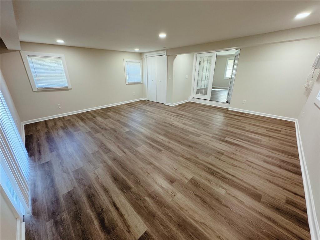 1016 Waterside Drive SE