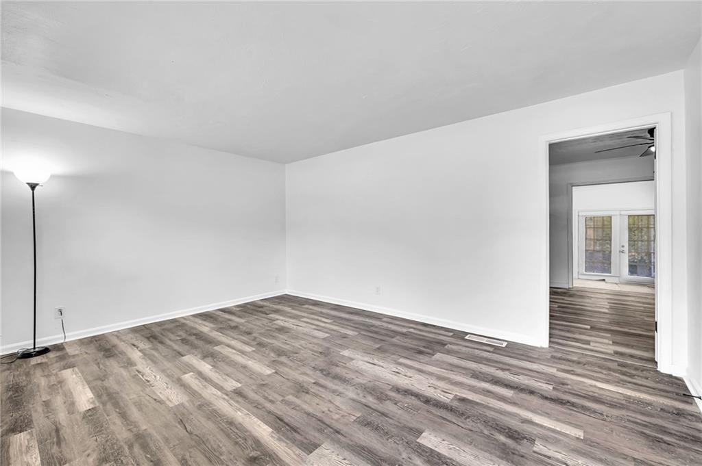 2356 County Line Road SW