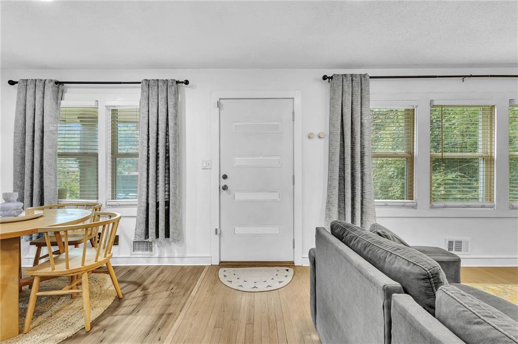 1059 Osborne Street SW