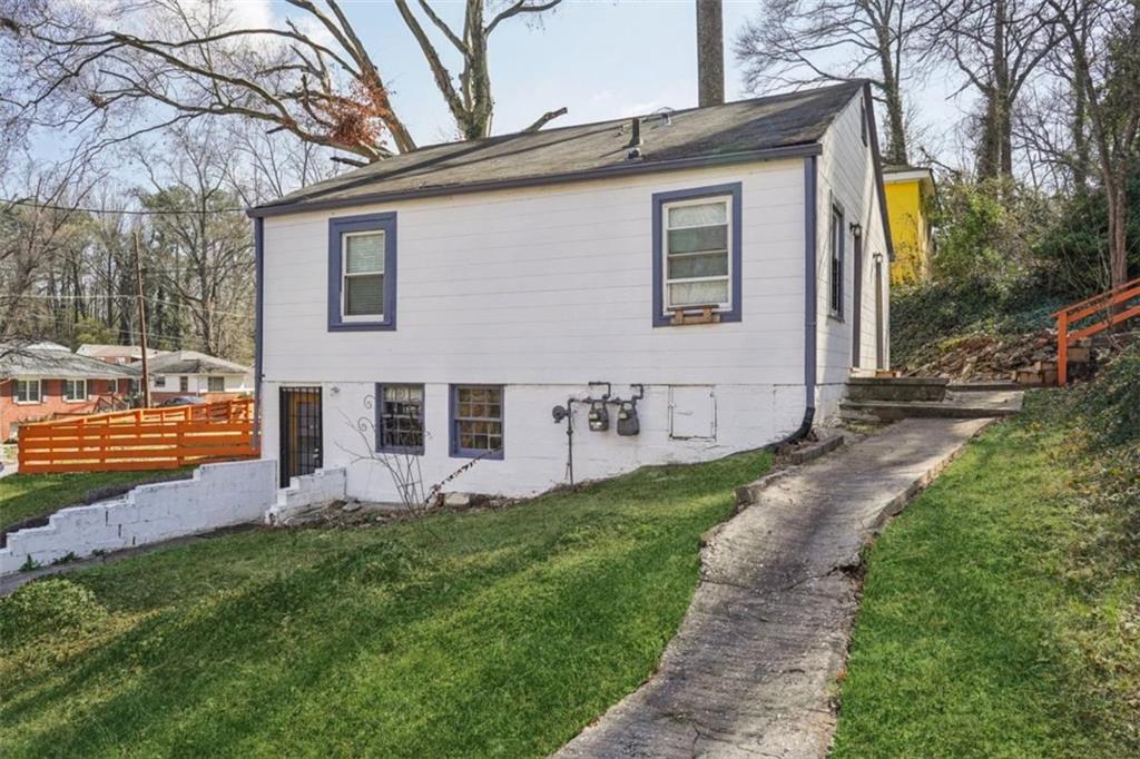10 Rockmart Drive
