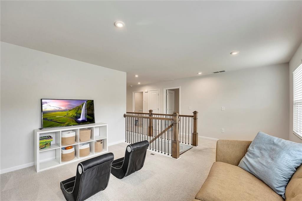 165 Brookstone Park E